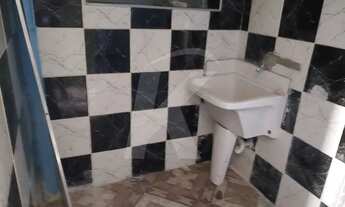 Imagem 2: Casa com 2 quartos , sala, cozinha, 2 banheiros e área de serviço