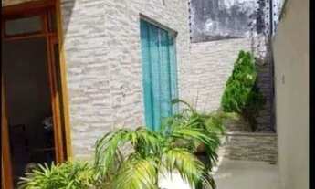 Imagem 2: Casa para venda com 160 metros quadrados com 2 quartos