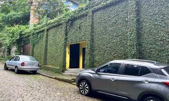 Imagem: Casa para uso de centro umbanda/candonblé