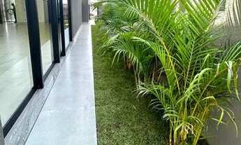 Imagem 2: Casa para venda tem 323 metros quadrados com 4 quartos em Jardins Itália - Goiânia - GO