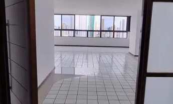 Imagem 5: Apartamento para aluguel possui 256 metros quadrados com 4 quartos em Brisamar - João Pess