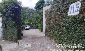 Imagem: Casa de leilão em COSME VELHO / RIO DE
