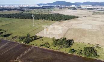 Imagem 7: Terreno de 420.000m² à venda em Itajaí