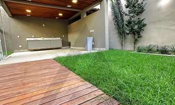 Imagem: Linda Casa em Condomínio