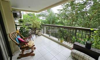 Imagem 3: Excelente apartamento à venda na Tijuca, a passos do metrô. São 100 m², com varanda, 3 qua