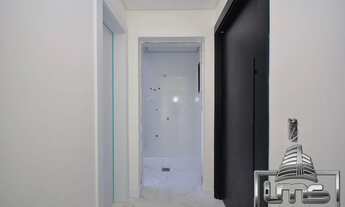 Imagem 6: Sobrado para venda possui 163 metros quadrados com 3 quartos em Mercês - Curitiba - PR