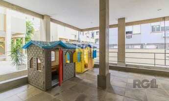 Imagem 7: Apartamento de 2 quartos, suíte e 1 vaga de garagem no bairro Menino Deus