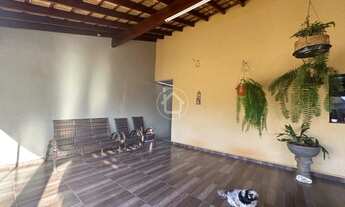 Imagem 2: CASA 3 QTOS SENDO 1 SUÍTE COM CLOSET