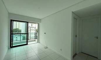 Imagem 2: LC/YT Apartamento à Venda em Boa Viagem com um Localização ideal