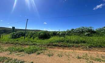 Imagem 2: Chácara próximo a fazenda velha, com a opção da usina solar que está instalada
