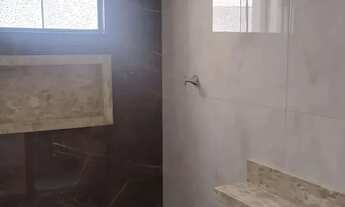 Imagem 6: Duas casas a venda