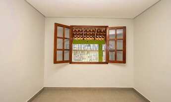 Imagem 7: Casa Térrea para Aluguel na QE 03, Guará 1 com 3 Quartos e Amplo Quintal. Agende sua visit