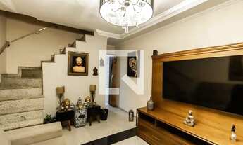 Imagem 2: Casa à Venda - Vila Guilhermina, 2 Quartos, 290 m2