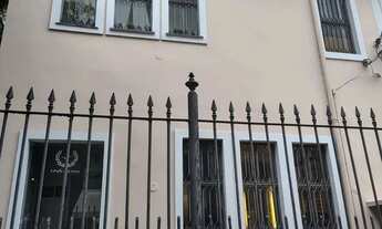 Imagem 3: Casa para venda possui 206 metros quadrados com 8 quartos