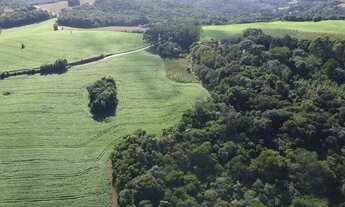 Imagem: Terreno Rural com 104.000m², água mineral