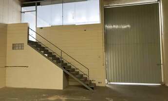 Imagem 5: Galpão/Depósito/Armazém para venda com 300 metros quadrados