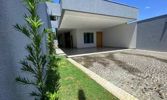 Imagem 4: Casa na 407 sul com 03 Quartos sendo 01 suíte,. piscina e área de churrasco - 145 m²