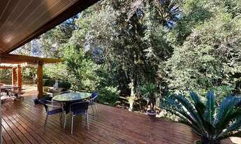 Imagem 7: Linda Casa mobiliada e decorada 4 dormitórios, 1 suíte, 220m², Condomínio fechado, Gramado