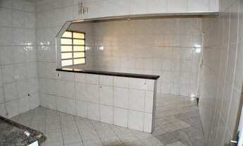 Imagem 6: Casa para aluguel possui 130 metros quadrados com 3 quartos