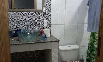 Imagem 5: Casa 2 Quartos toda porcelanato