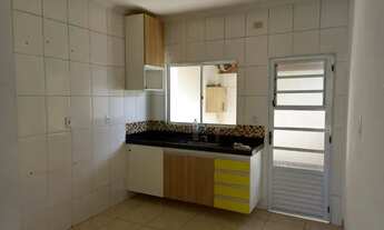 Imagem 2: Casa de condomínio para venda possui 58 metros quadrados com 2 quartos