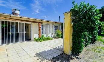 Imagem 2: Casa em Hípica Casa com 5 dormitórios