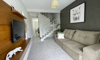 Imagem 3: Sobrado para venda possui 84 metros quadrados com 2 quartos em Potecas - São José - SC