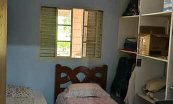 Imagem 6: A casa no bairro Jardim Luz possui 170 metros quadrados com 3 quartos sendo 2 suites e 3 b