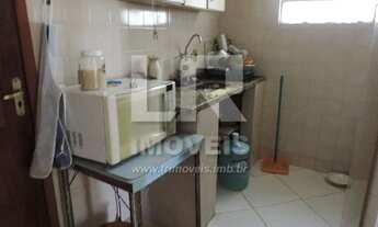 Imagem 4: Casa com 2 quartos e quintal amplo em rua asfaltada, ótimo bairro *IP-15