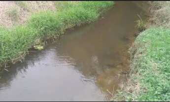 Imagem: Chácara em Tapiraí com rio no fundo e