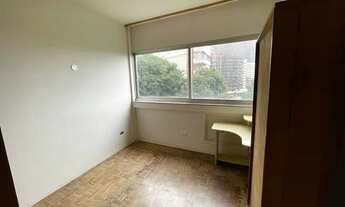 Imagem 11: Apartamento para venda possui 127 metros quadrados com 4 quartos em Lagoa - Rio de Janeiro