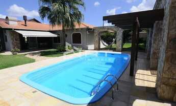 Imagem: Casa de alto padrão no bairro Itoupava