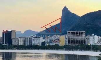 Imagem 3: Apartamento para venda possui 85 metros quadrados com 2 quartos em Botafogo - Rio de Janei