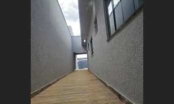 Imagem 2: Casa para Venda em Aparecida de Goiânia, Residencial Village Garavelo, 3 dormitórios, 1 su