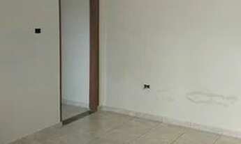 Imagem 3: Casa terrea lateral- disponivel para locação no bairro vila são pedro