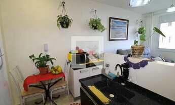 Imagem 3: Apartamento para Aluguel - Jardim Santa Adelia, 2 Quartos, 42 m2