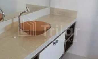 Imagem 4: Linda casa térrea em condomínio com 4 suítes todas com closet e 2 delas com hidromassagem