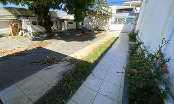 Imagem 4: Casa para venda possui 190 metros quadrados com 5 quartos em Jardim Guaranhuns - Vila Velh