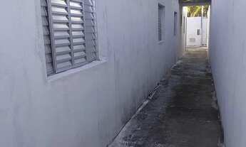 Imagem 3: Casa para Locação em Poá, Jardim América, 3 dormitórios, 1 banheiro, 2 vagas