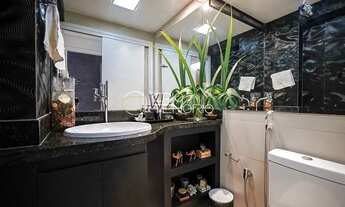 Imagem 16: Apartamento com 4 suítes na segunda quadra do mar da Jatiúca