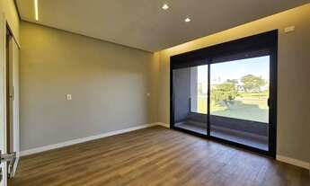 Imagem 6: Sobrado no Alphaville III - Excelente distribuição de espaços