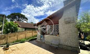 Imagem: Casa com 4 quartos e 186m² à venda por