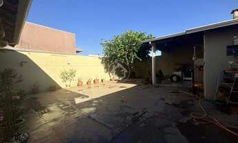 Imagem 7: CASA 3 QTOS SENDO 1 SUÍTE COM CLOSET