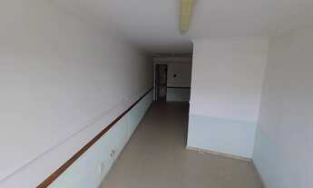 Imagem 3: Sala comercial, localizada na Av. Luiz Tarquínio Pontes, Lauro de Freitas, BA