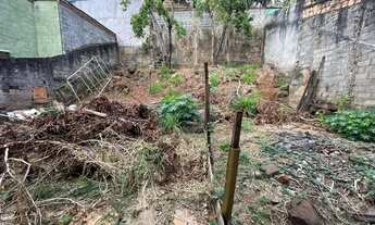 Imagem 6: Casa com 4 Quartos e 3 banheiros para Alugar, 272 m² por R$ 4.500/Mês