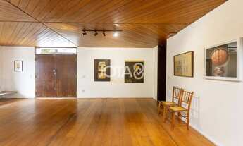 Imagem 5: CASA A VENDA NO MERCÊS COM AMPLO TERRENO Casa A Venda No Mercês Com Amplo Terreno