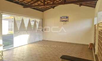 Imagem 3: Casa à venda no Residencial Itamarati, São Carlos - 2 dormitórios e 2 garagens cobertas!