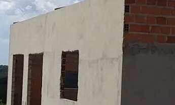 Imagem: Vendo terreno com casa em construção bem