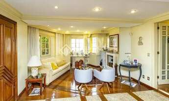 Imagem 3: Casa com 4 quartos e 2 vagas no bairro Três Figueiras