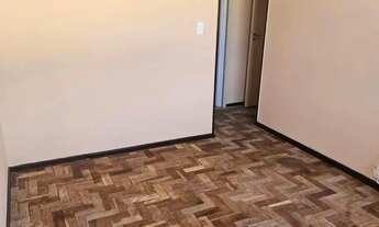 Imagem 6: Imóvel para aluguel e venda possui 65 metros quadrados com 2 quartos